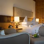 Parkhotel 4*