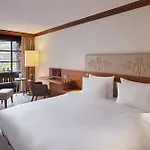 Parkhotel מלון אוברשטאופן
