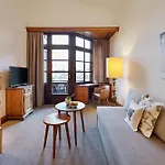 Parkhotel 4* אוברשטאופן