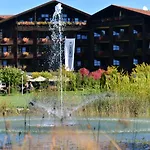 Отель Parkhotel